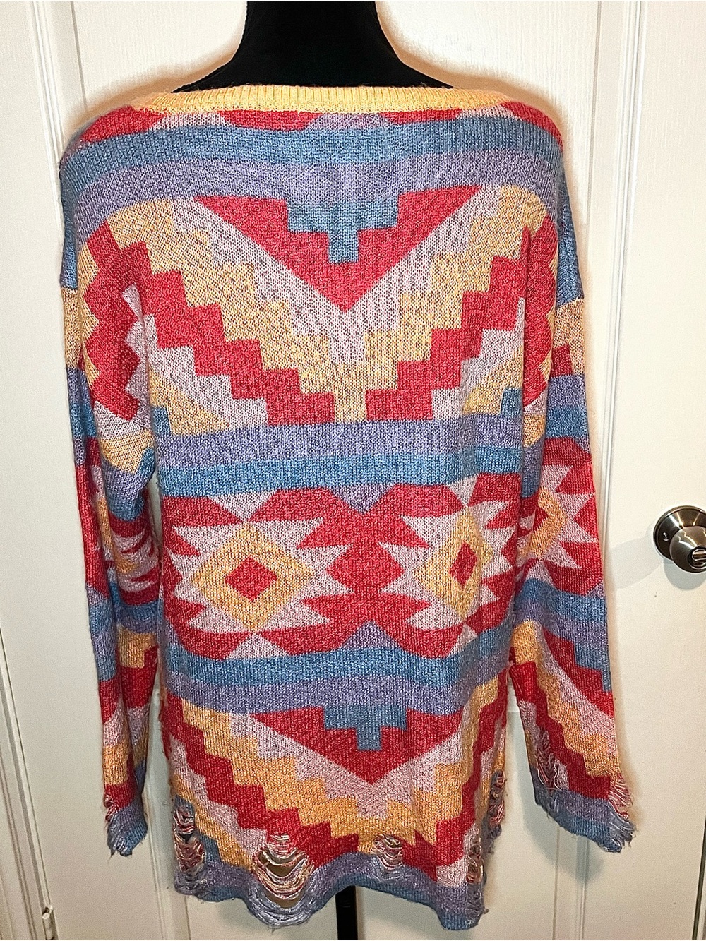 Oversize Colorful Aztec-Pattern Women's Sweater - Picture 3 of 6